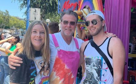 Dean McDermott cheated on his first wife, Mary Jo Eustace, with Tori Spelling.